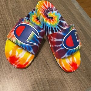 Champion slides tie-dye limited edition